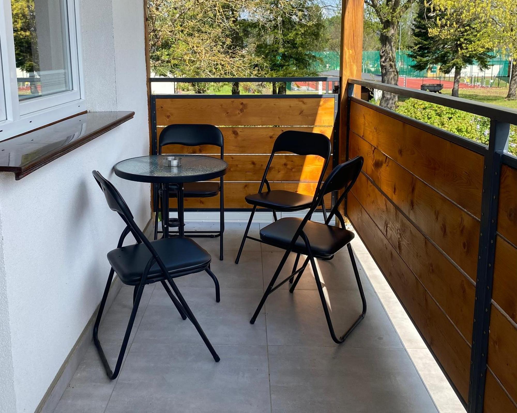 Apartamenty Fredry Lesko Dış mekan fotoğraf